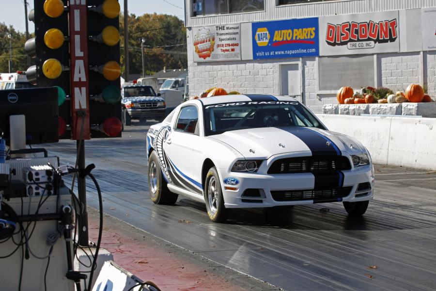  Ford Mustang Cobra Jet 2010 года  (фото 20 из 84)